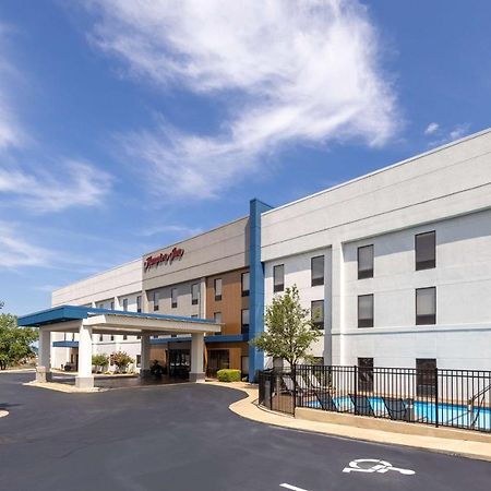 Hampton Inn Сент-Роберт Екстер'єр фото