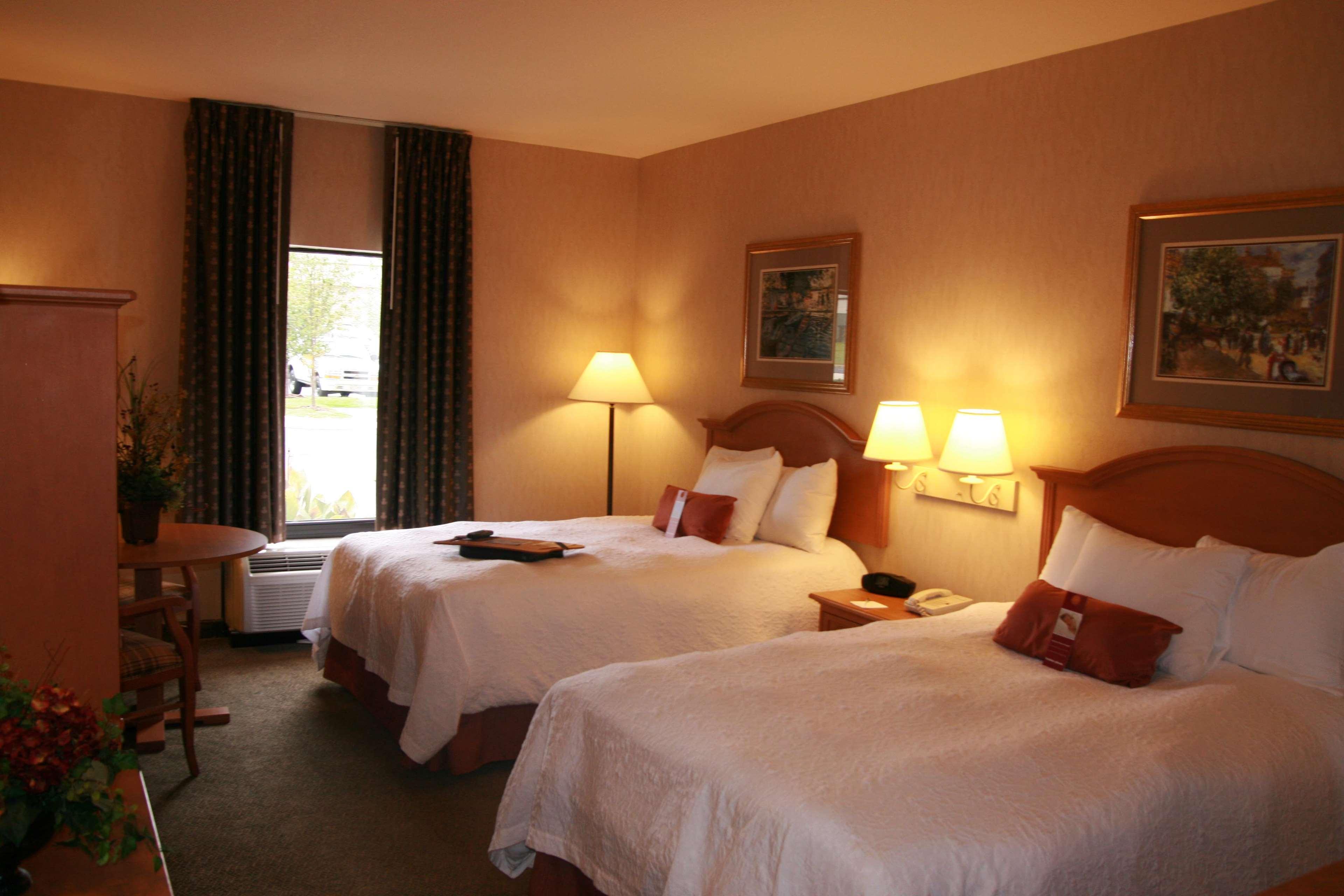 Hampton Inn Сент-Роберт Екстер'єр фото