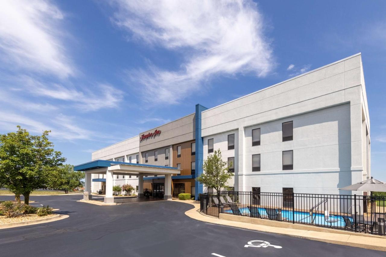 Hampton Inn Сент-Роберт Екстер'єр фото